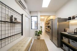 Upper Serangoon Road (D19), Shop House #593653411